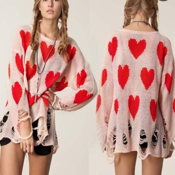 WILDFOX WHITE LABEL 'All Over Love' Lennon Sweater in PINK / RED HEARTS (S) - Picture 2 of 9